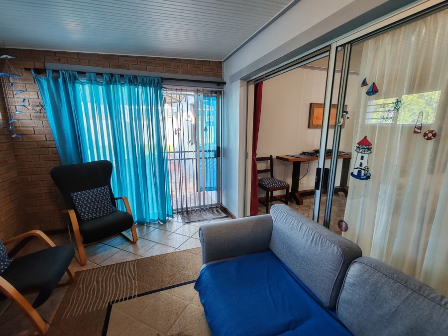 3 Bedroom Property for Sale in De Kelders Western Cape